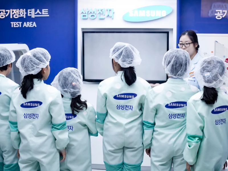 làm đồng phục của nhân viên Samsung nguyên bộ