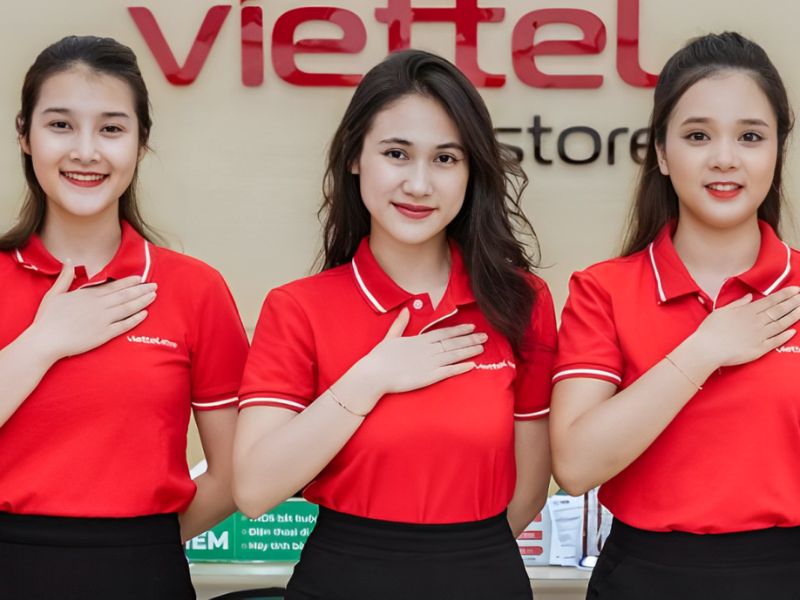 polo đồng phục của nhân viên viettel