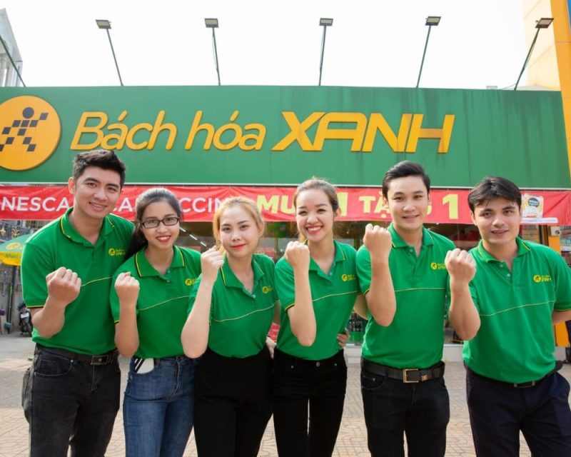 mẫu đồng phục nhân viên Bách hóa Xanh màu xanh lá cây