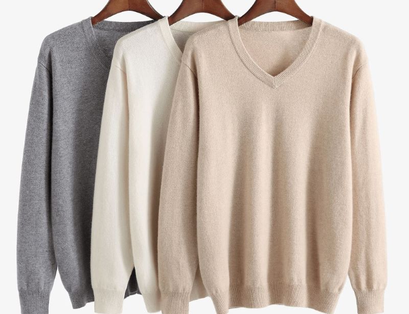 Chất vải CashMere có độ mềm mịn, giữ ấm khá tốt